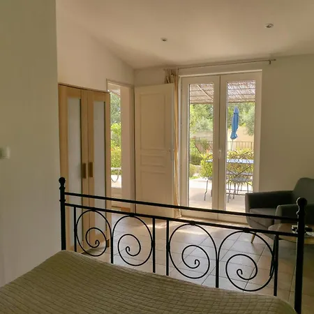 Cote Lavande Bed & Breakfast *